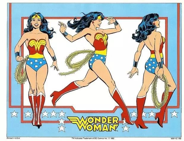 女性超级英雄成名之路：从酱油角色到核心吸引力不变